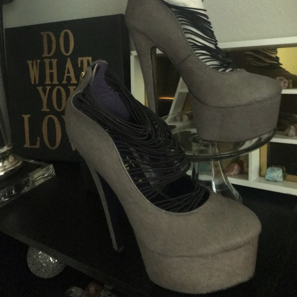 7 Inch London Trash Heels - Picture 9 of 9